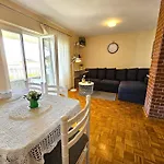 Apartman Mirko *