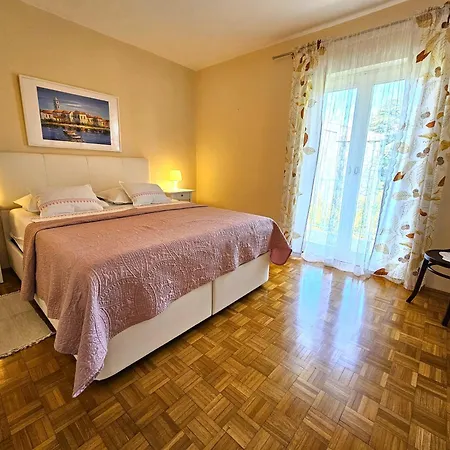 Mirko Apartment *