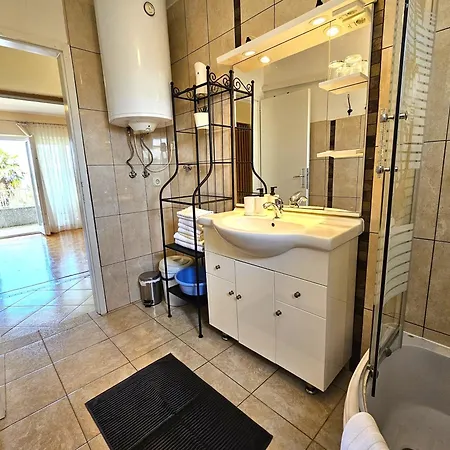 Mirko Apartment *