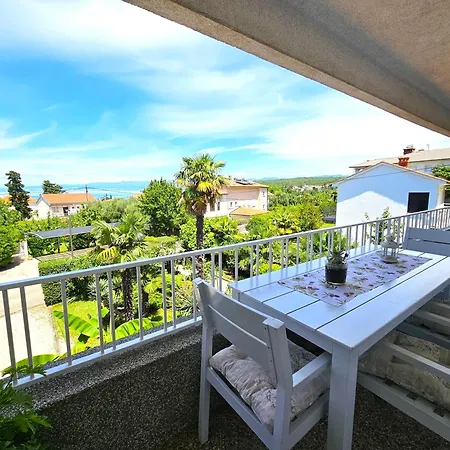 Apartment Mirko Malinska