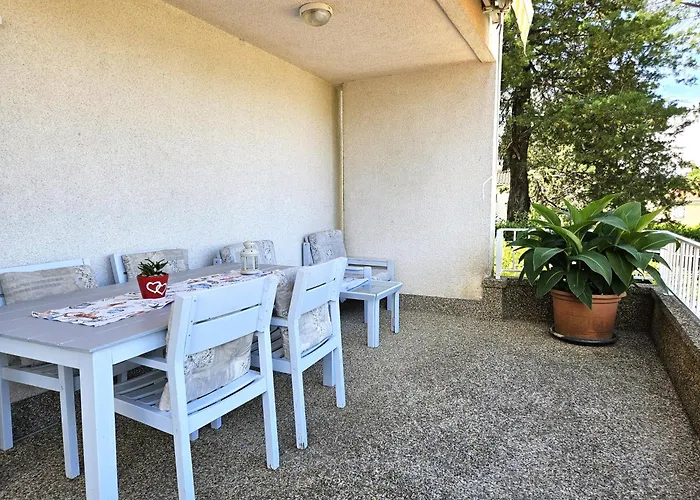 アパート Mirko マリンスカ