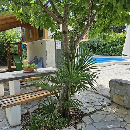Mirko Apartmán *